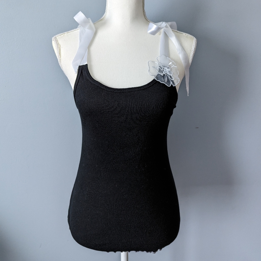 Y2K Cami with flower
